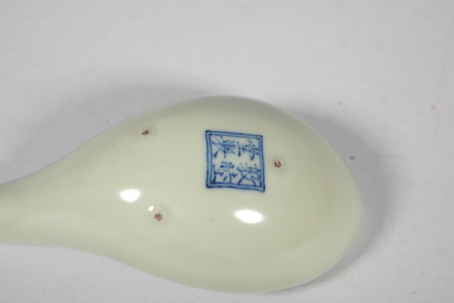 Blue-glazed spoon - 3