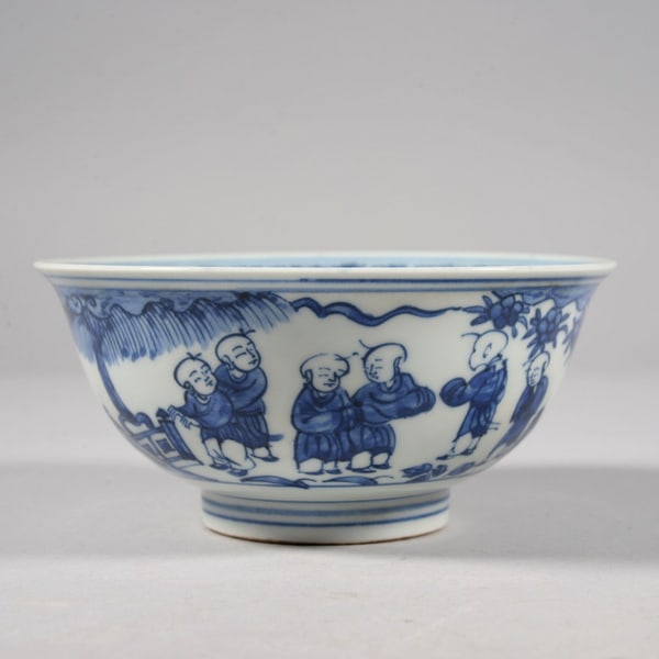 Blue and White Baby Playing Bowl: Name Blue and White Baby Playing Bowl Dimensions 13CM Condition Additional photographs and condition reports are available upon request as a courtesy to our clients. Any condition report represents