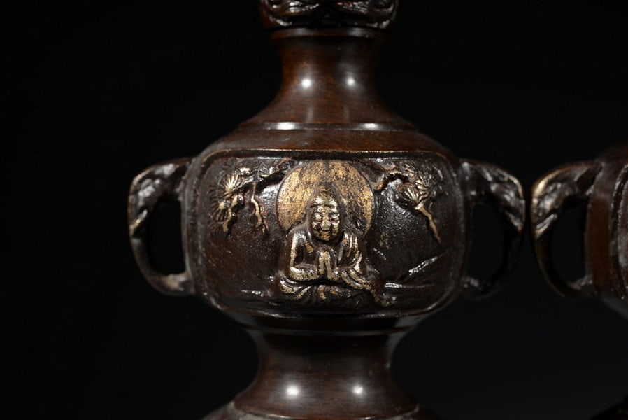 A pair of copper-gilded wax moth tables - 2