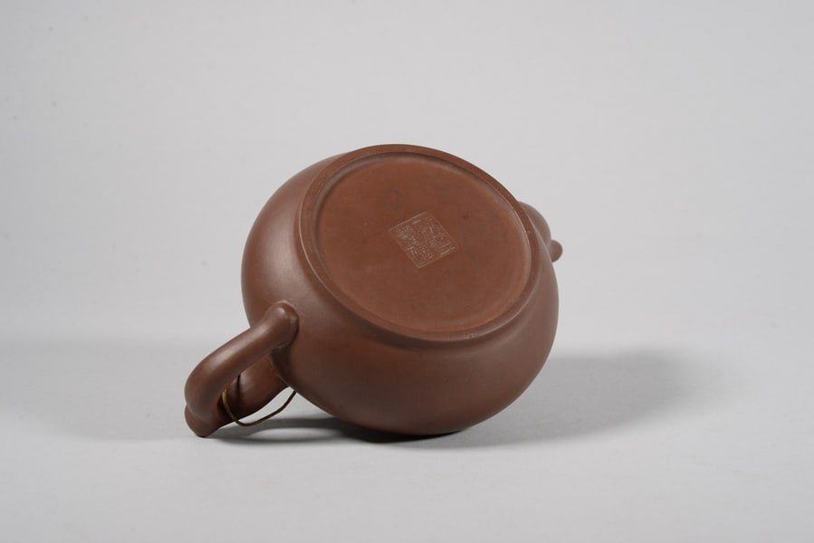 Porcelain Pot - 4