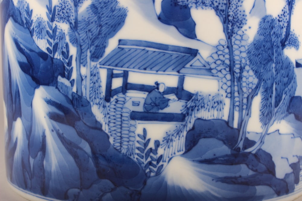 Blue and White Landscape and Figure Vase - 4
