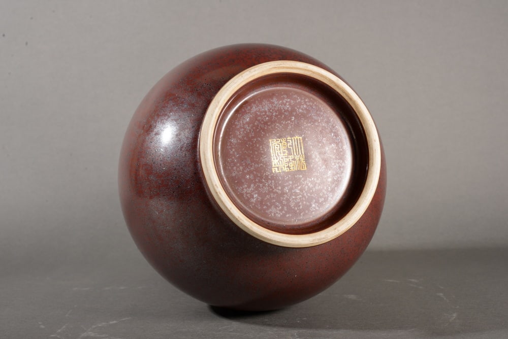 Red-glazed Yuhuanchun bottle - 6