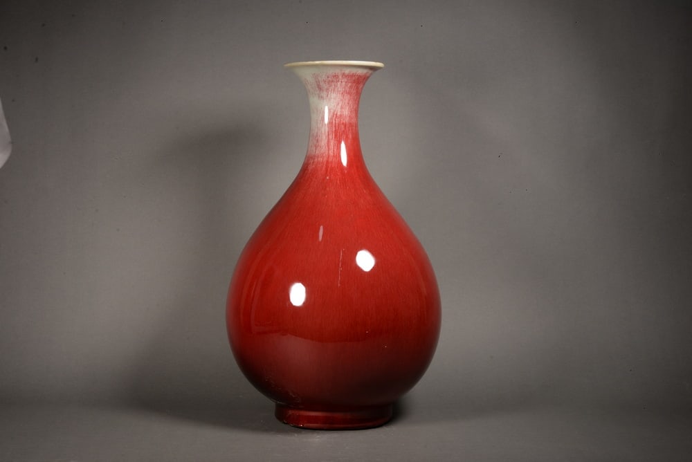 Red-glazed jade bottle vase - 2