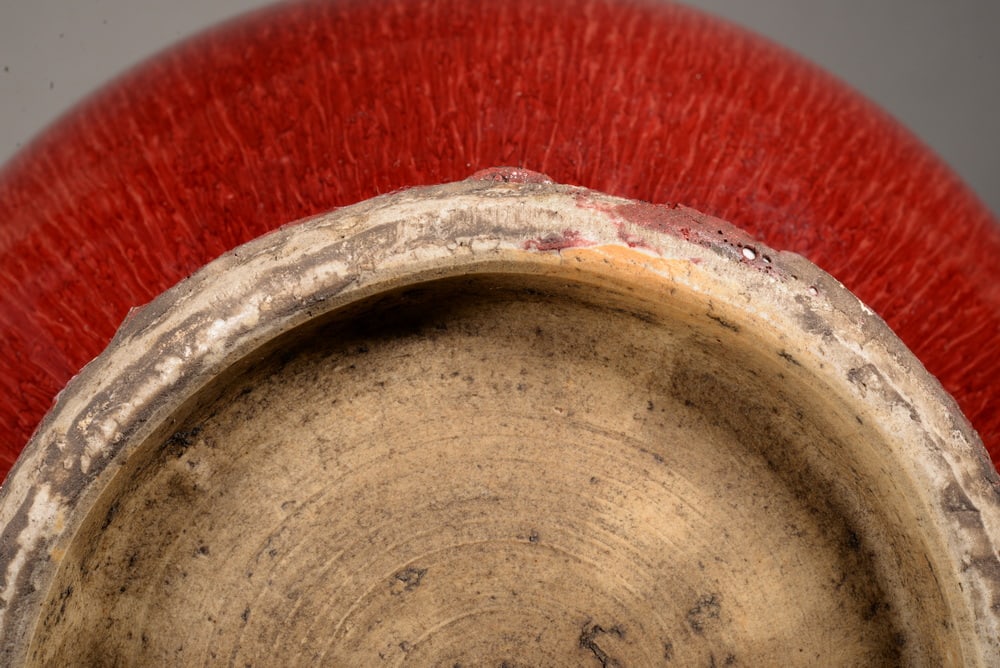 Red-glazed spouted bottle - 8