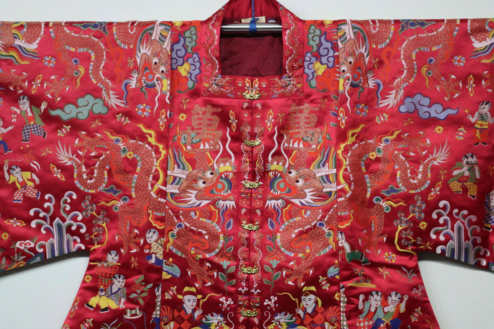 Embroidery of character patterns - 4