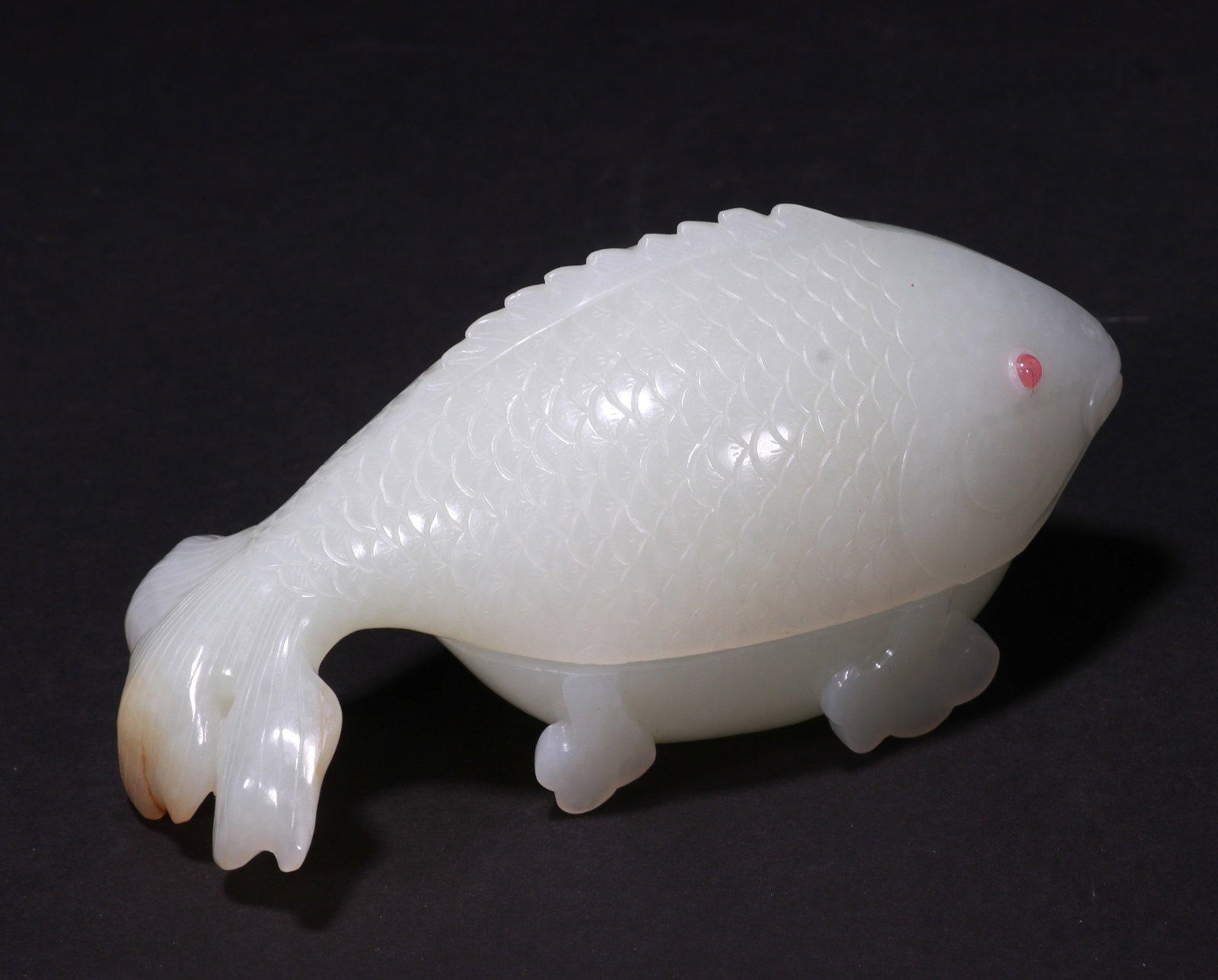 White jade fish-shaped cover box - 4
