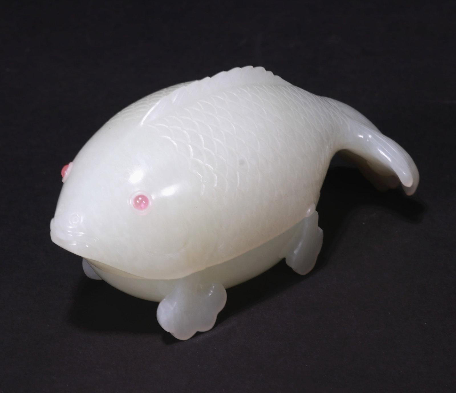 White jade fish-shaped cover box - 6