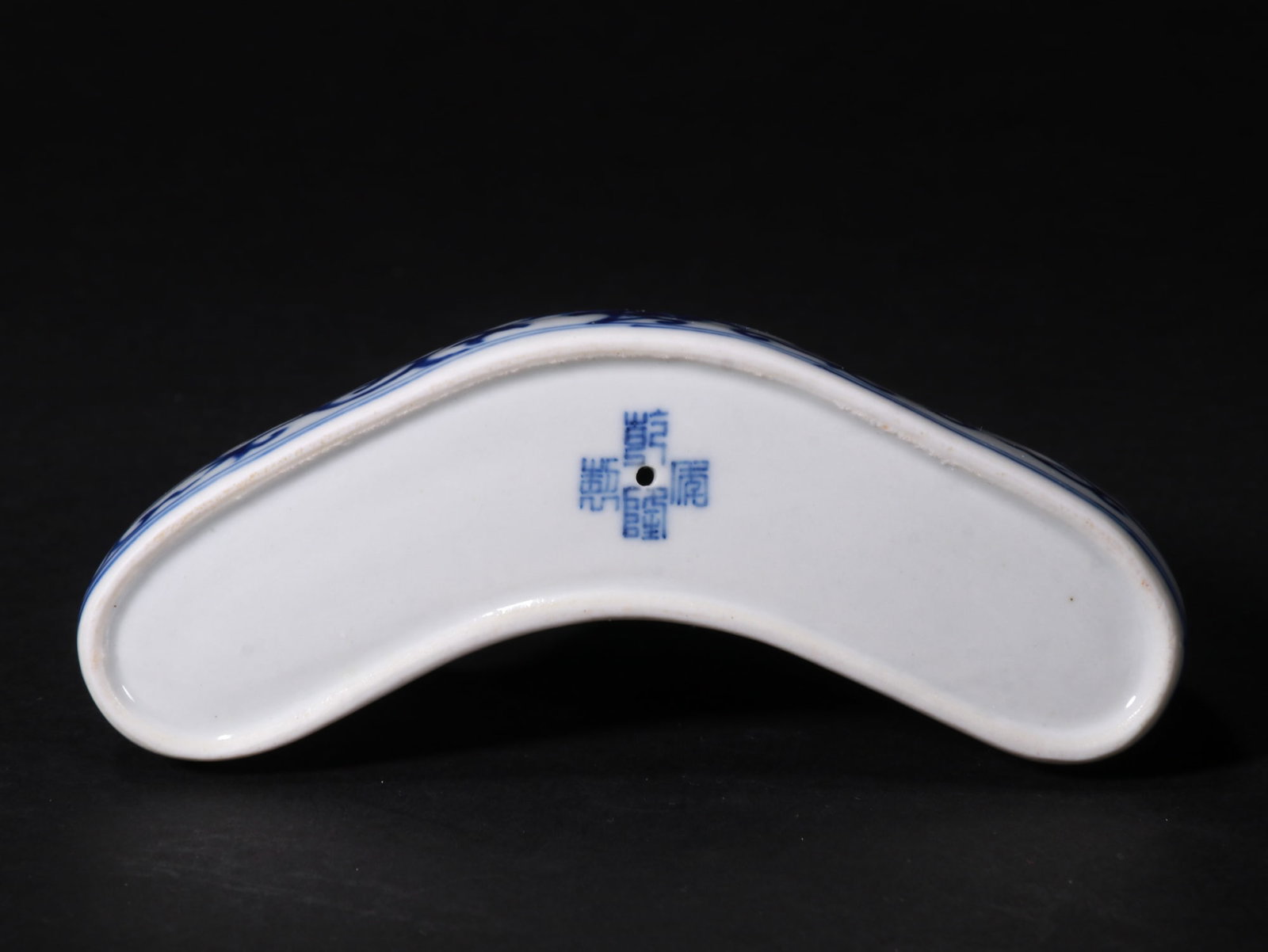 Blue and white floral pattern pen holder - 4