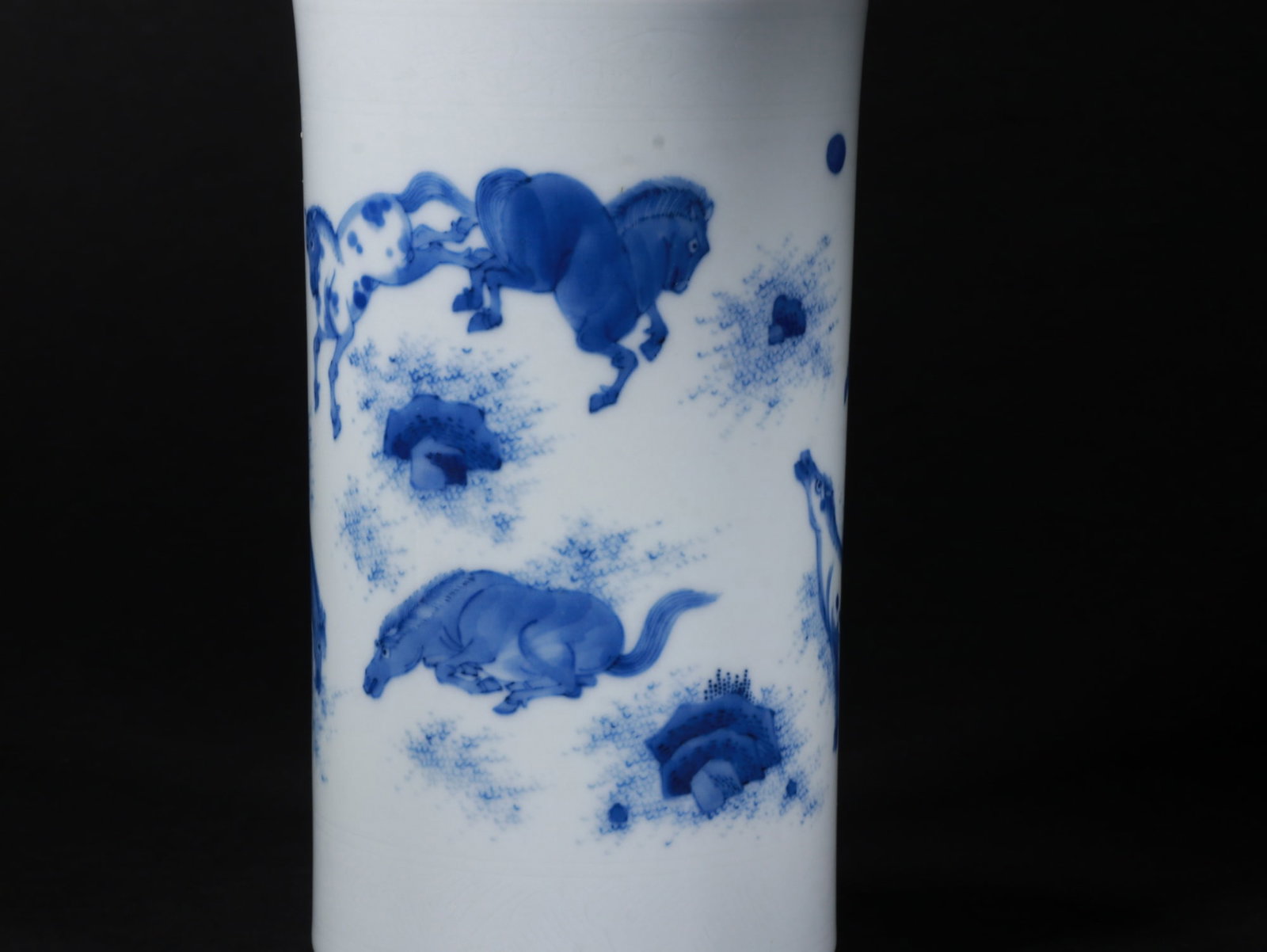 Blue and white pen holder - 4