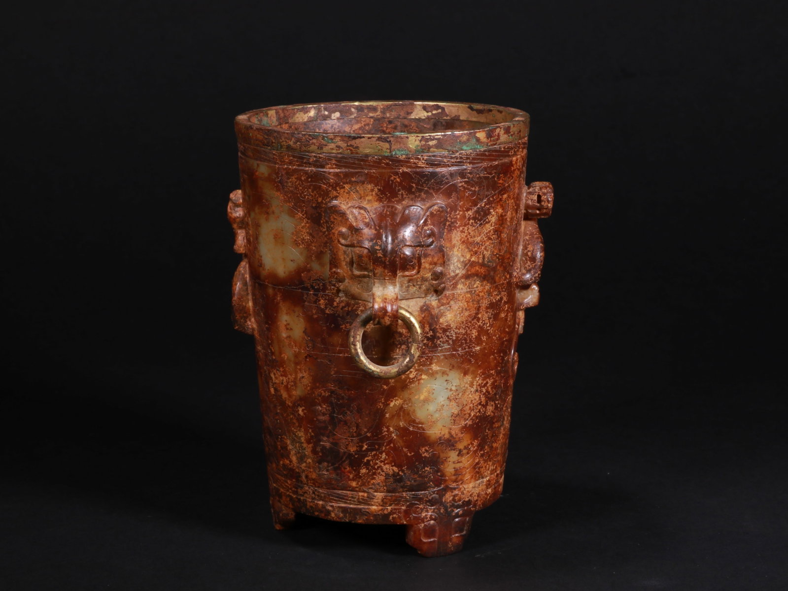 Beast-shaped jade cup - 2
