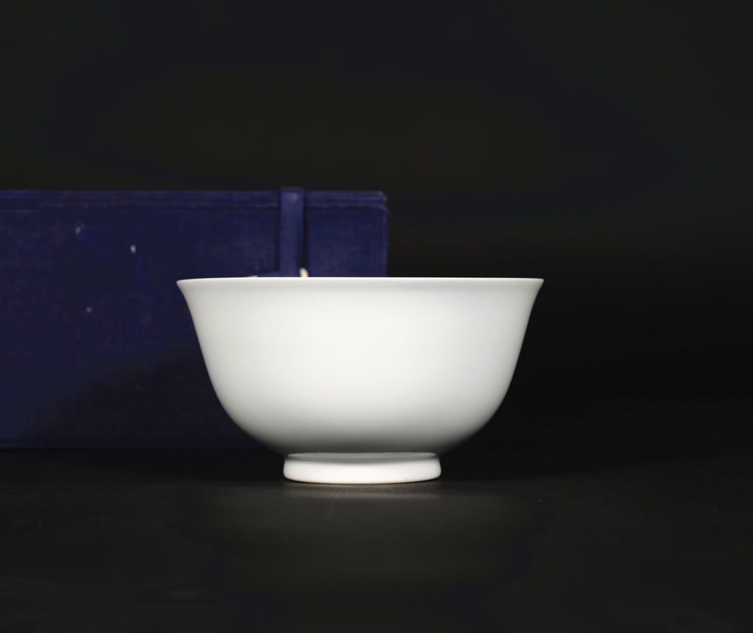 White-glazed bowl - 2