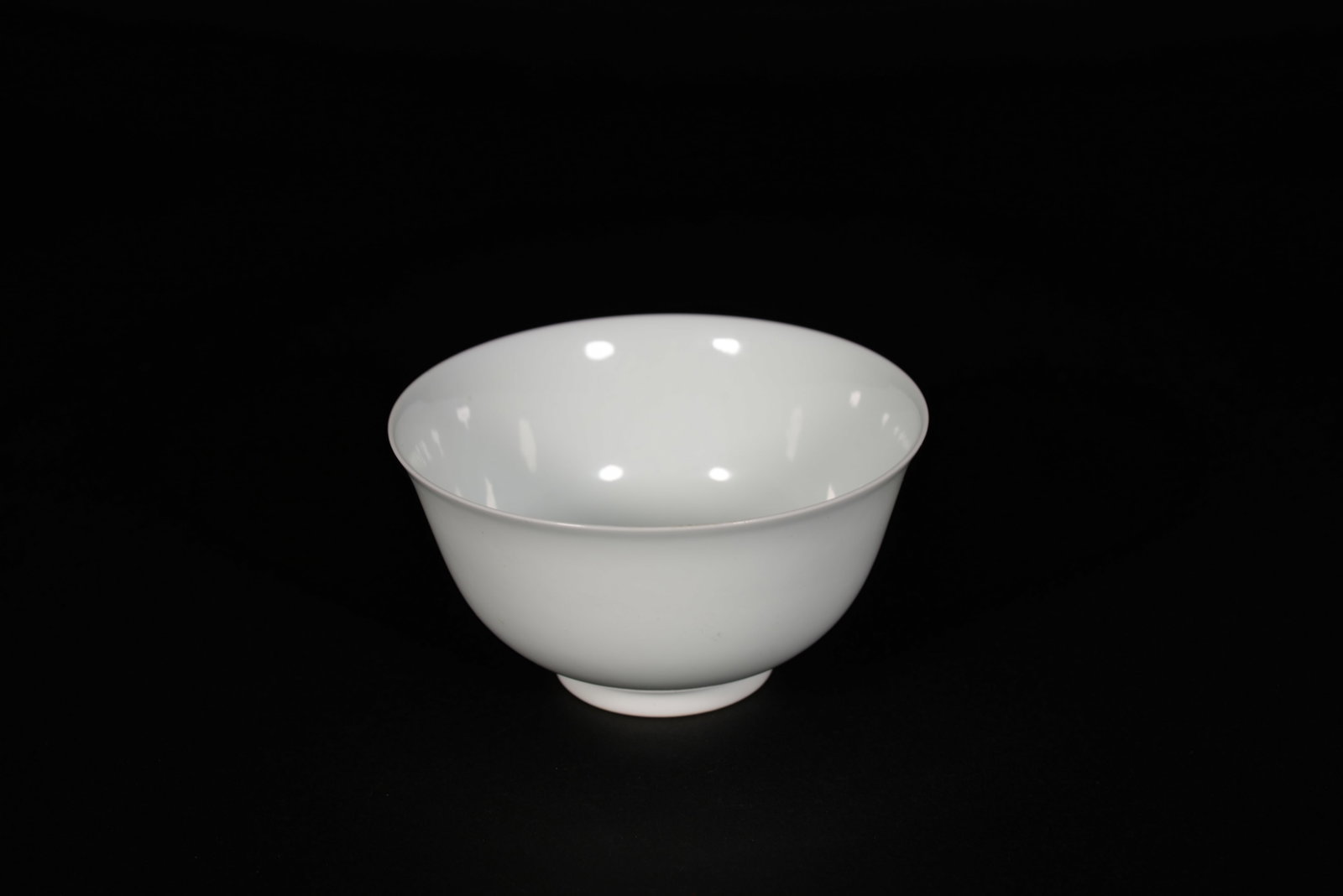 White-glazed bowl - 3