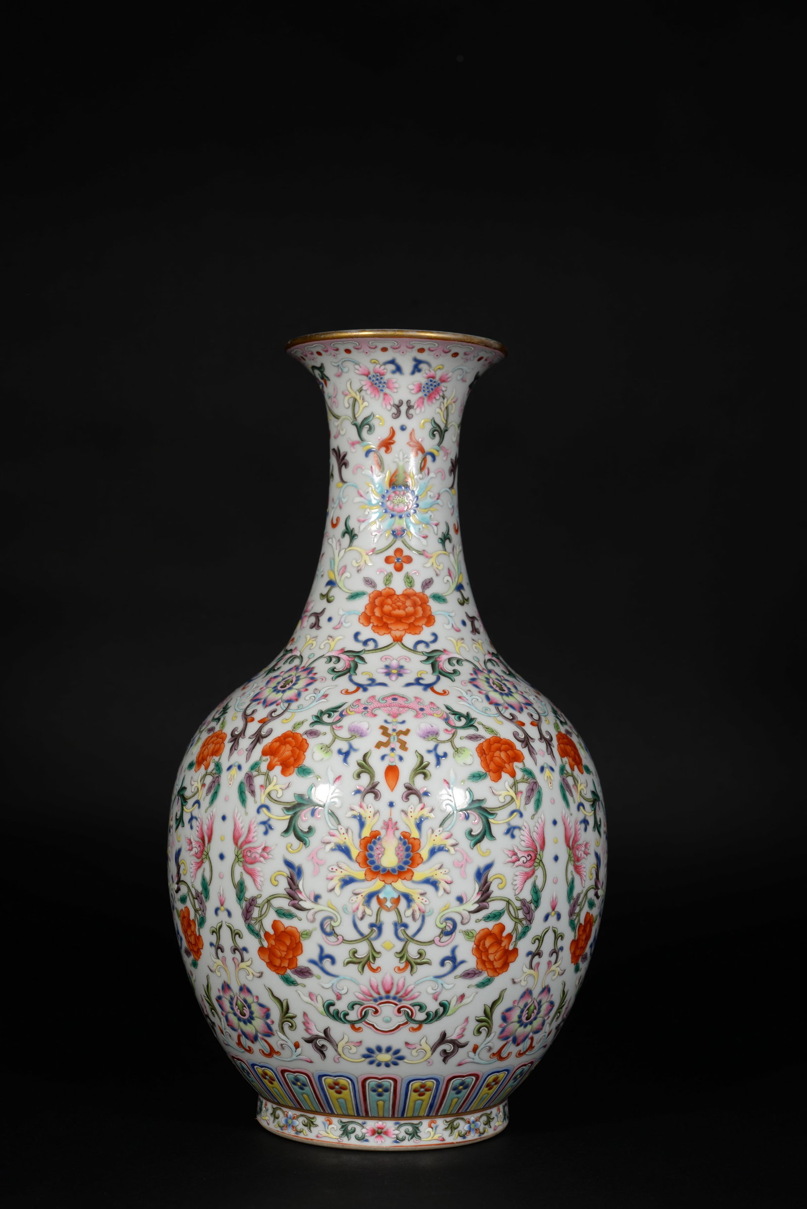 Pastel-colored floral-patterned vase - 2