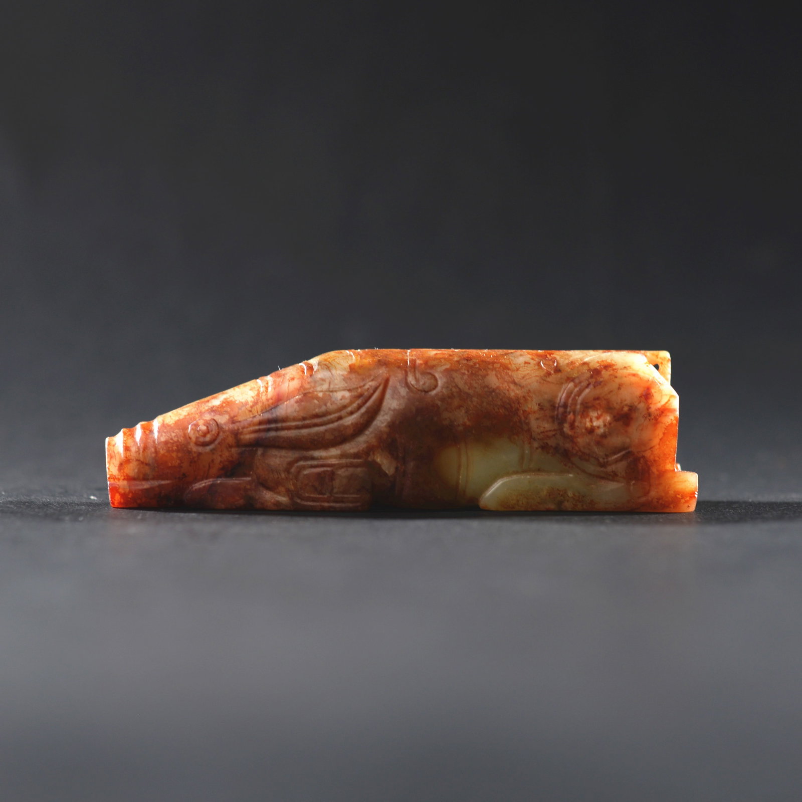 Jade pig-shaped object: 9.2CM