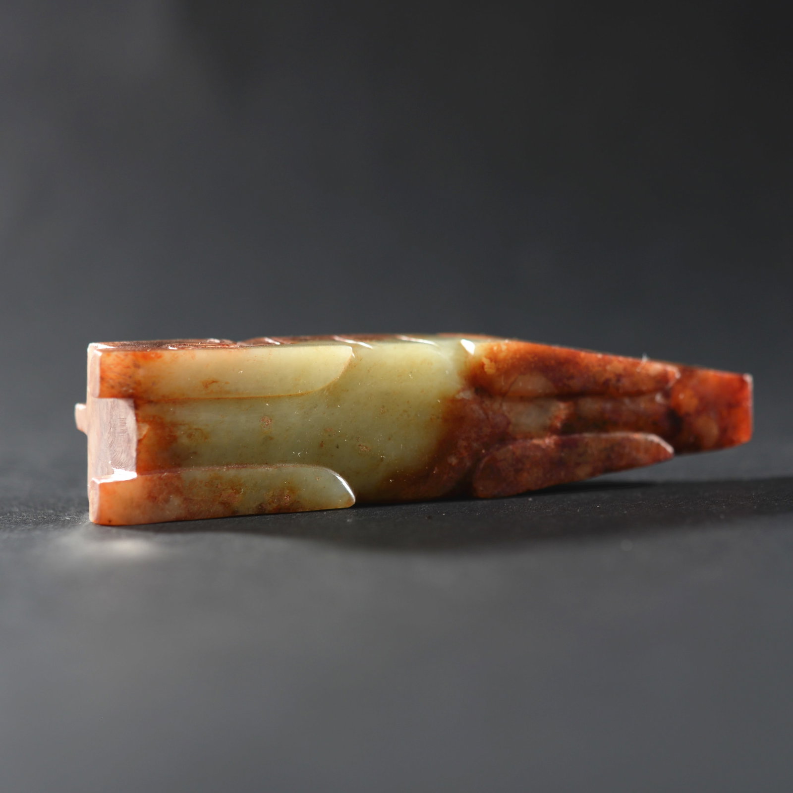 Jade pig-shaped object - 4