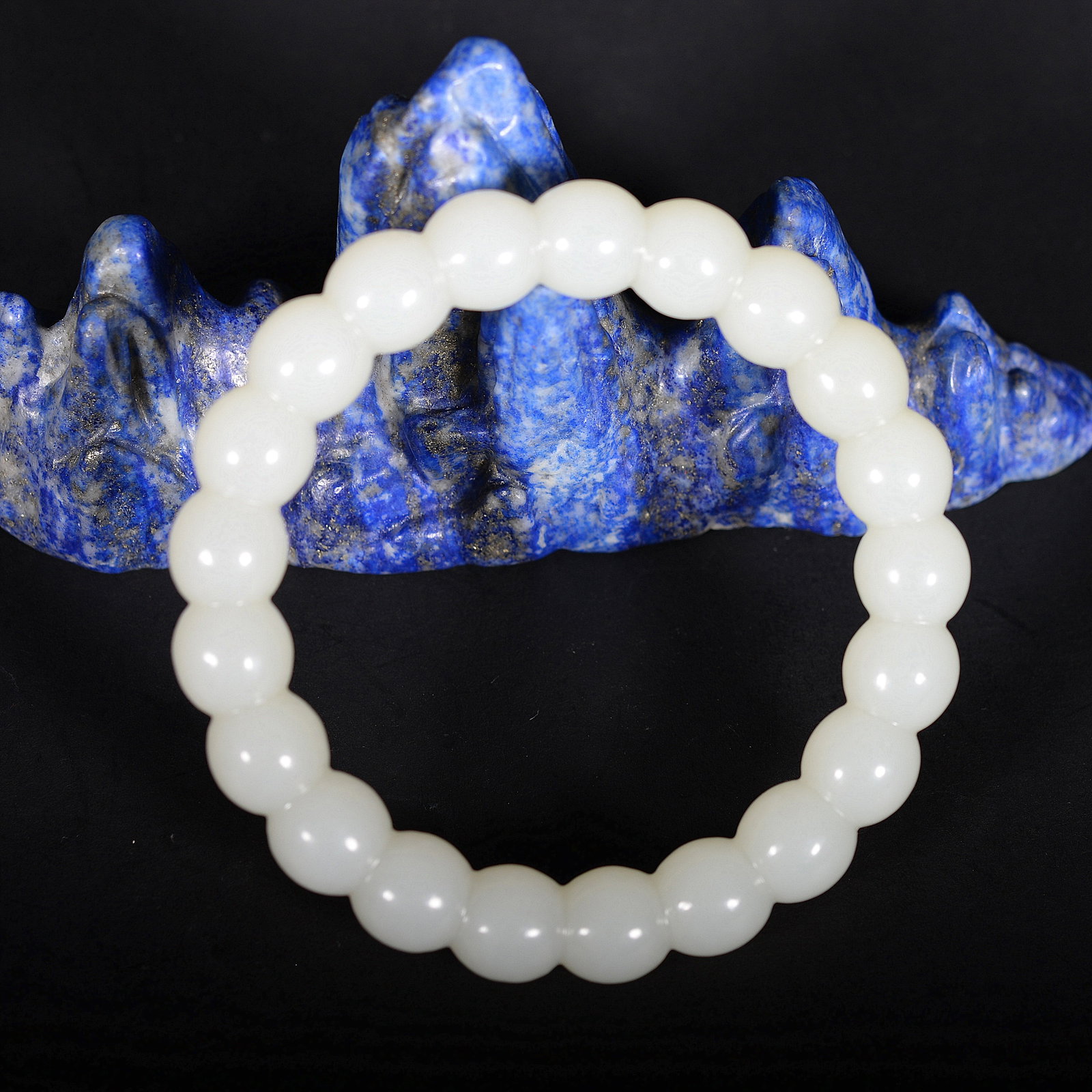 White jade bracelet - 2