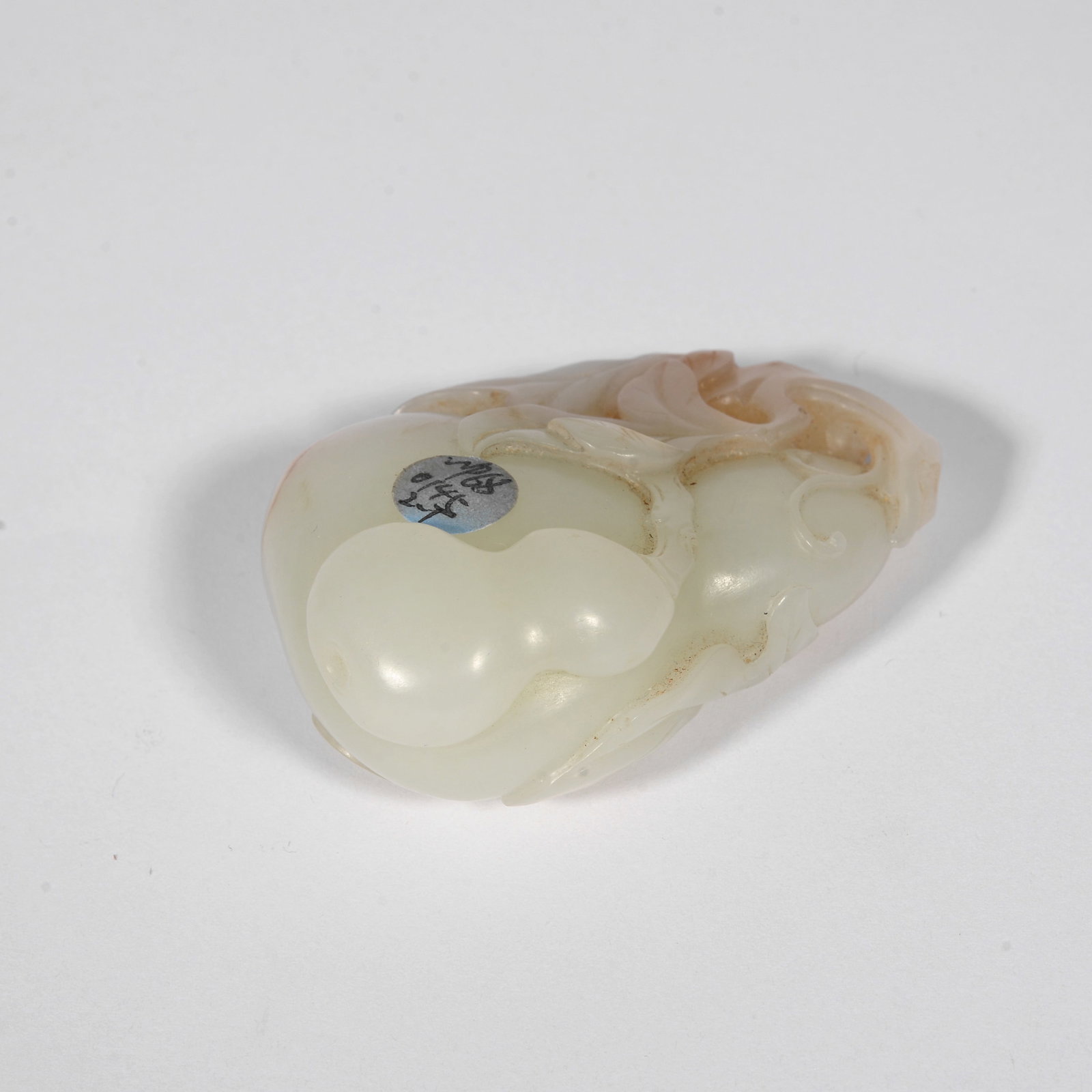 White jade bottle-shaped object - 2