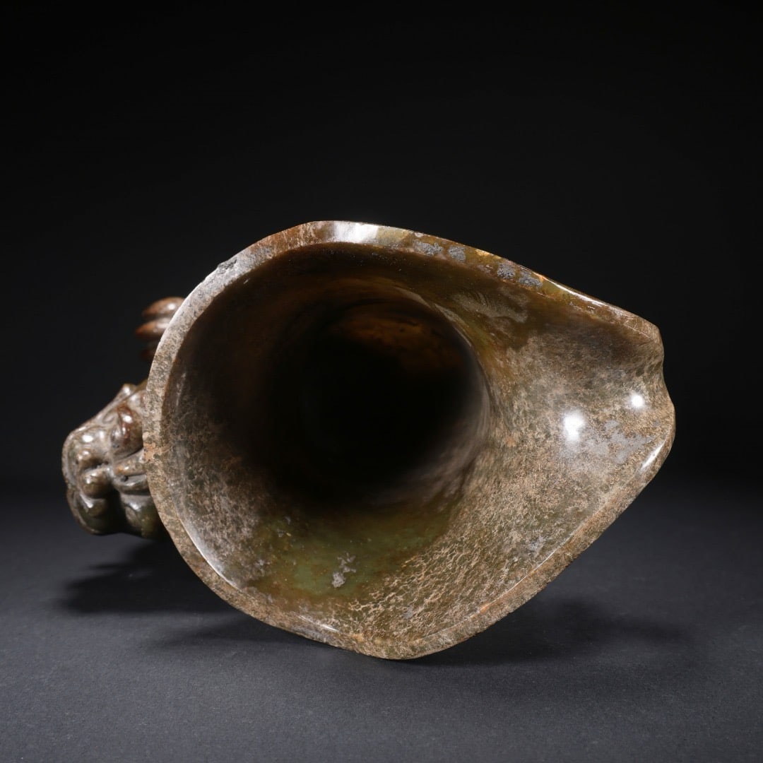 Jade beast-shaped wine cup - 8