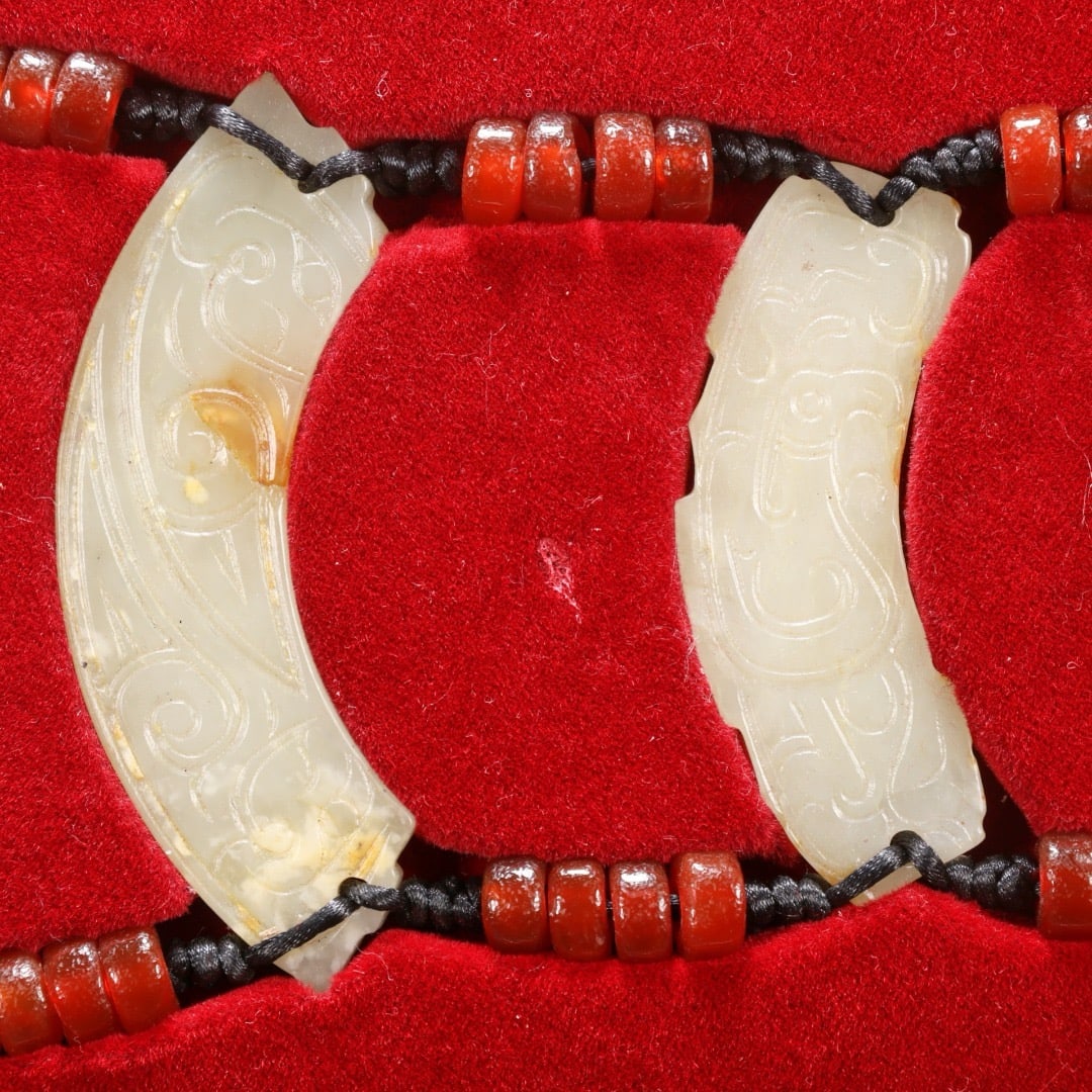 A set of white jade pendants - 6
