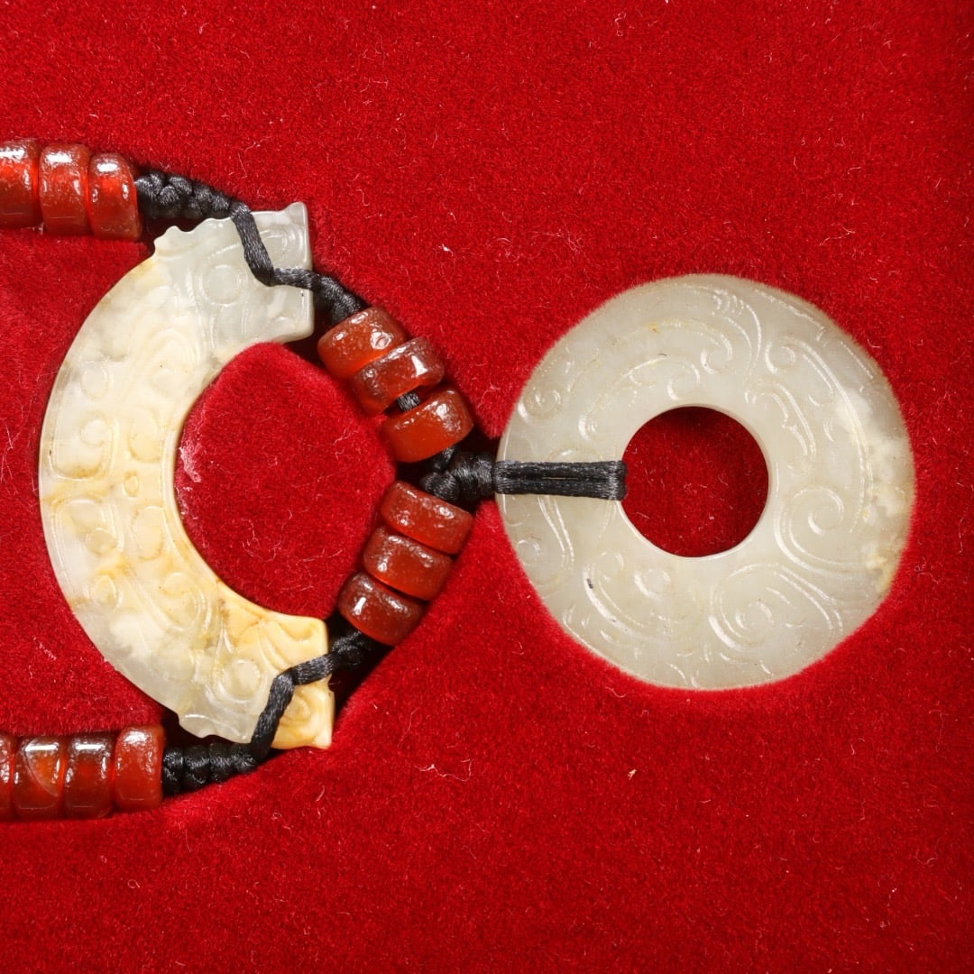 A set of white jade pendants - 7