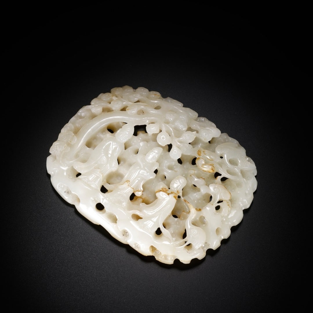 White jade figurine pendant - 4