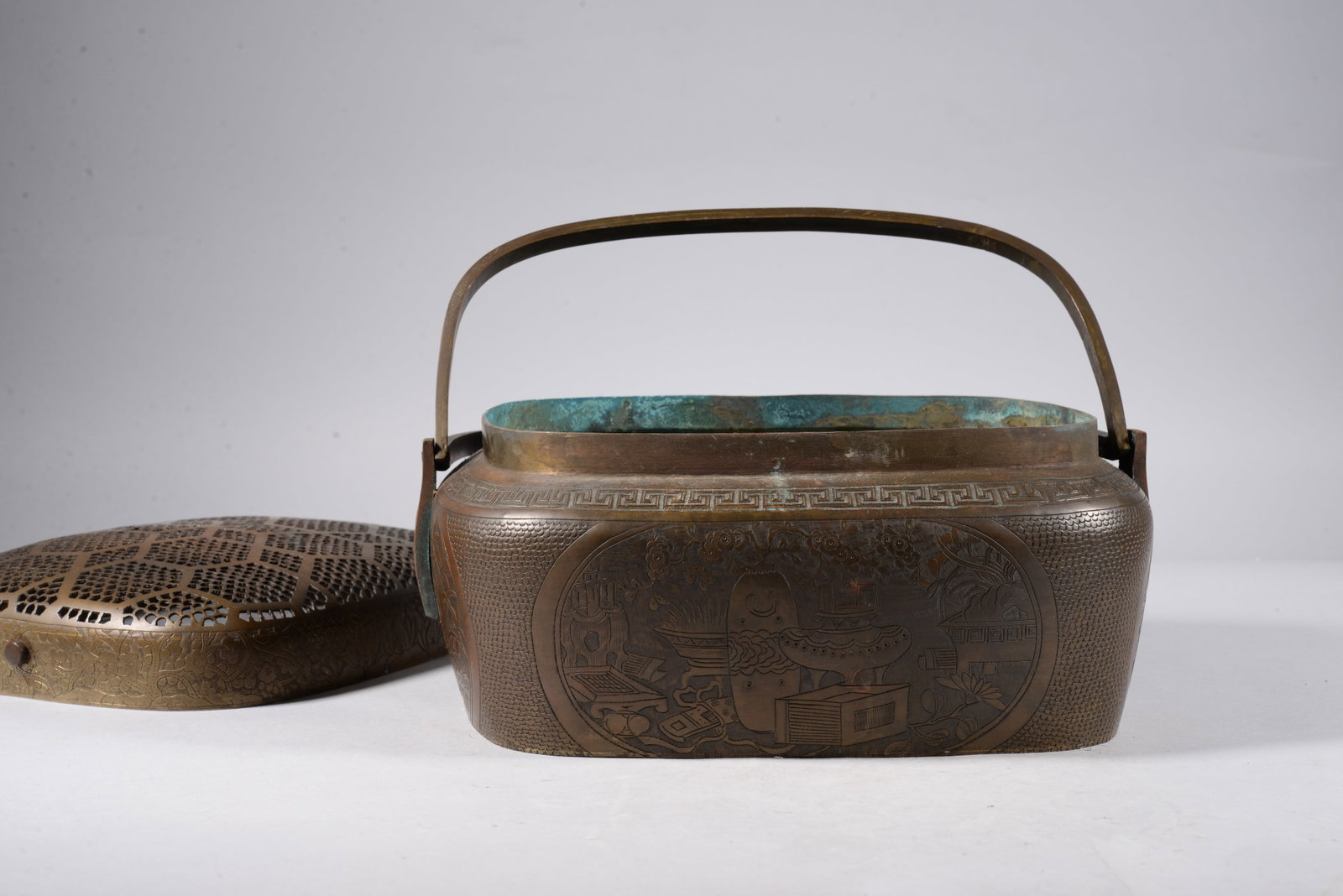 Bronze hand warmer - 3