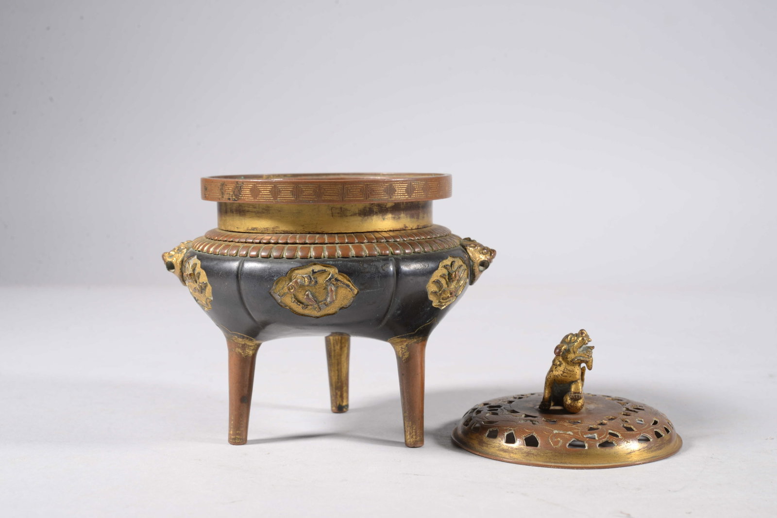 Bronze gilt-bronze flower-and-bird pattern incense burner - 3