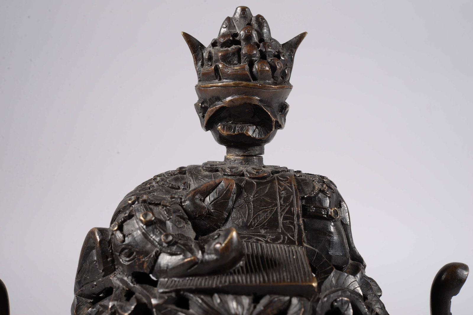 Bronze double-eared vessel - 6
