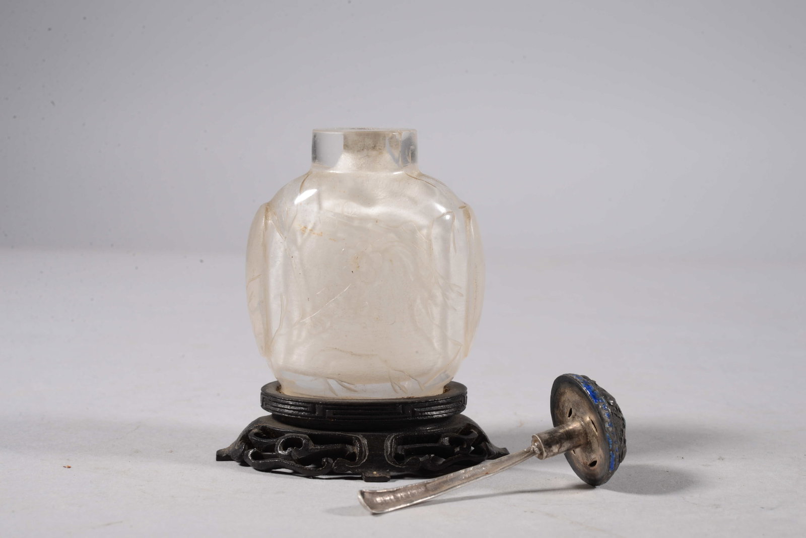 Crystal snuff bottle - 3