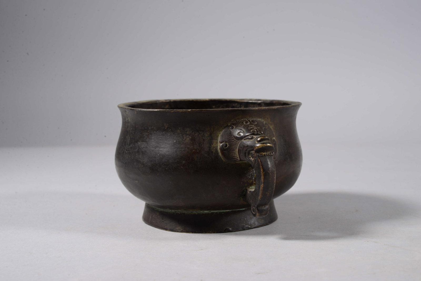 Bronze animal ear vessel - 2