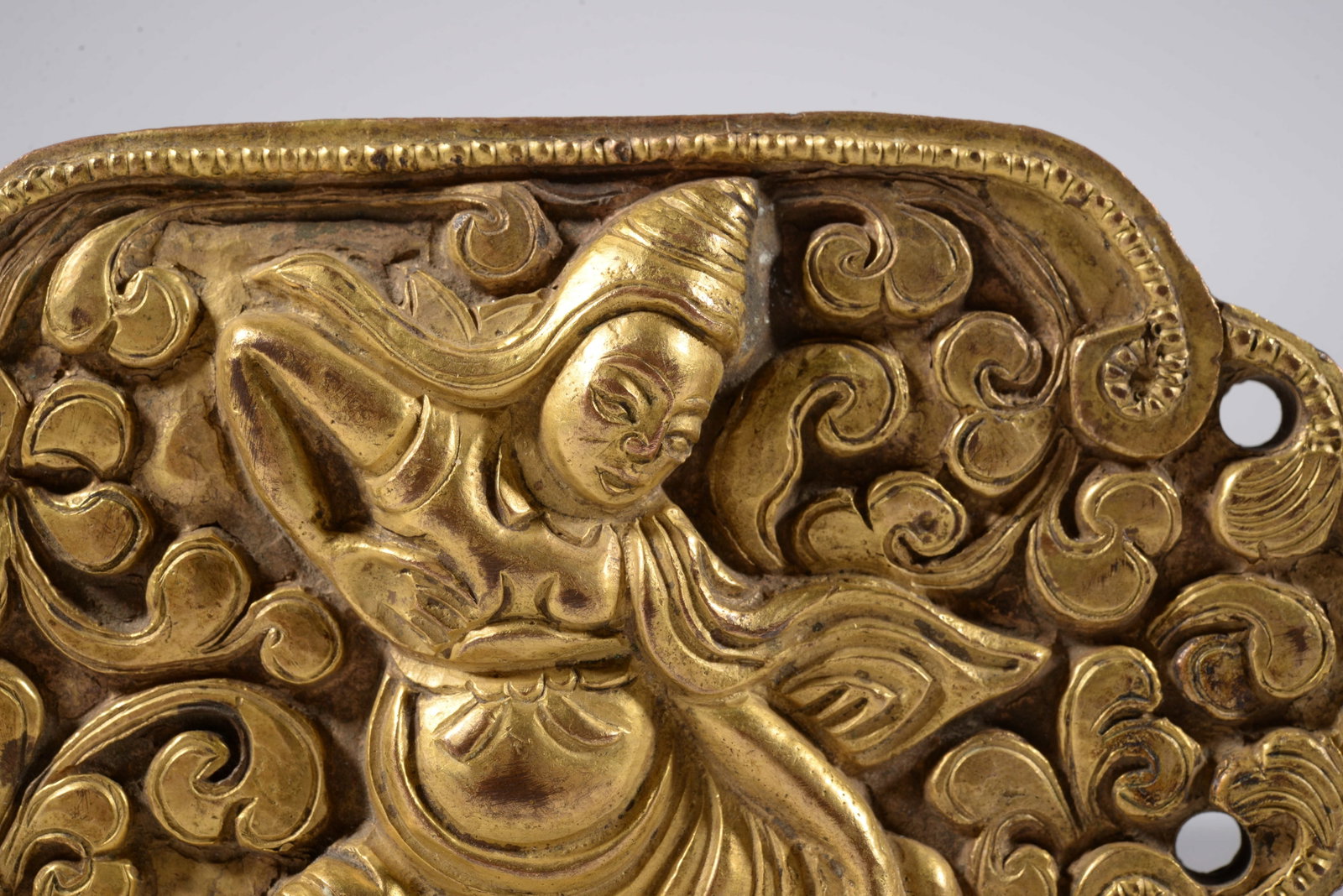 Two copper-gilded figurine plaques - 4