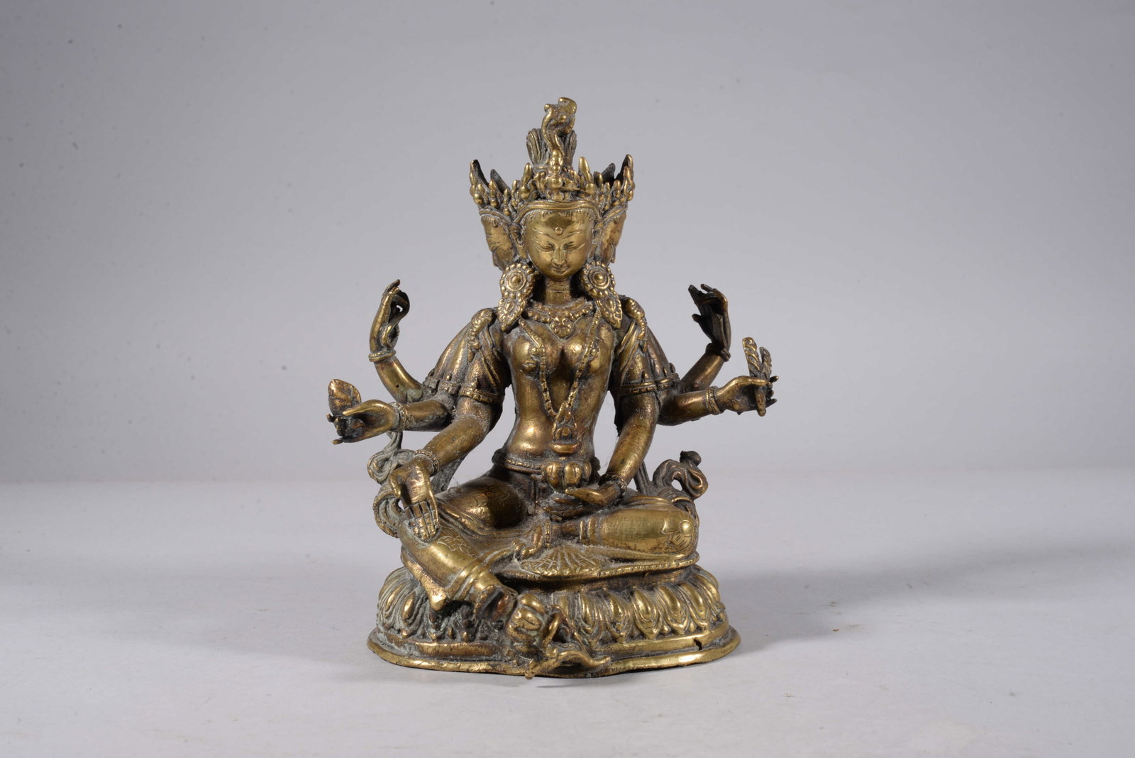 Bronze gilt Buddha statue (1 of 7)
