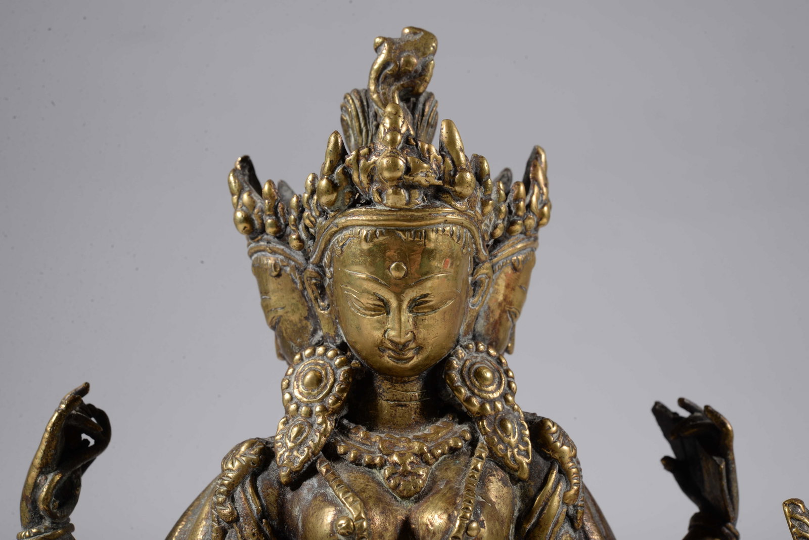 Bronze gilt Buddha statue - 5