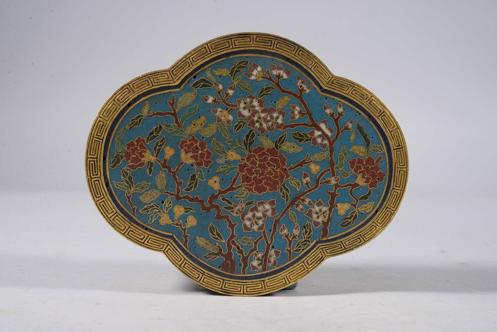 Bronze body with inlaid enamel cover box - 2
