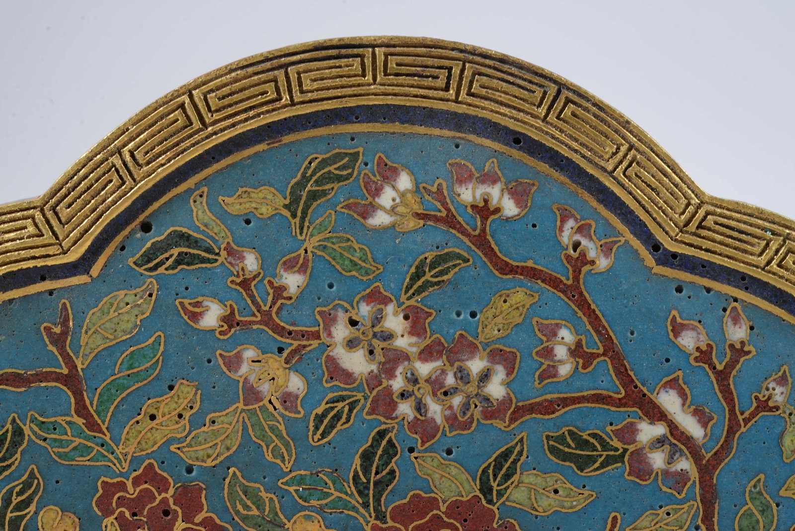 Bronze body with inlaid enamel cover box - 7