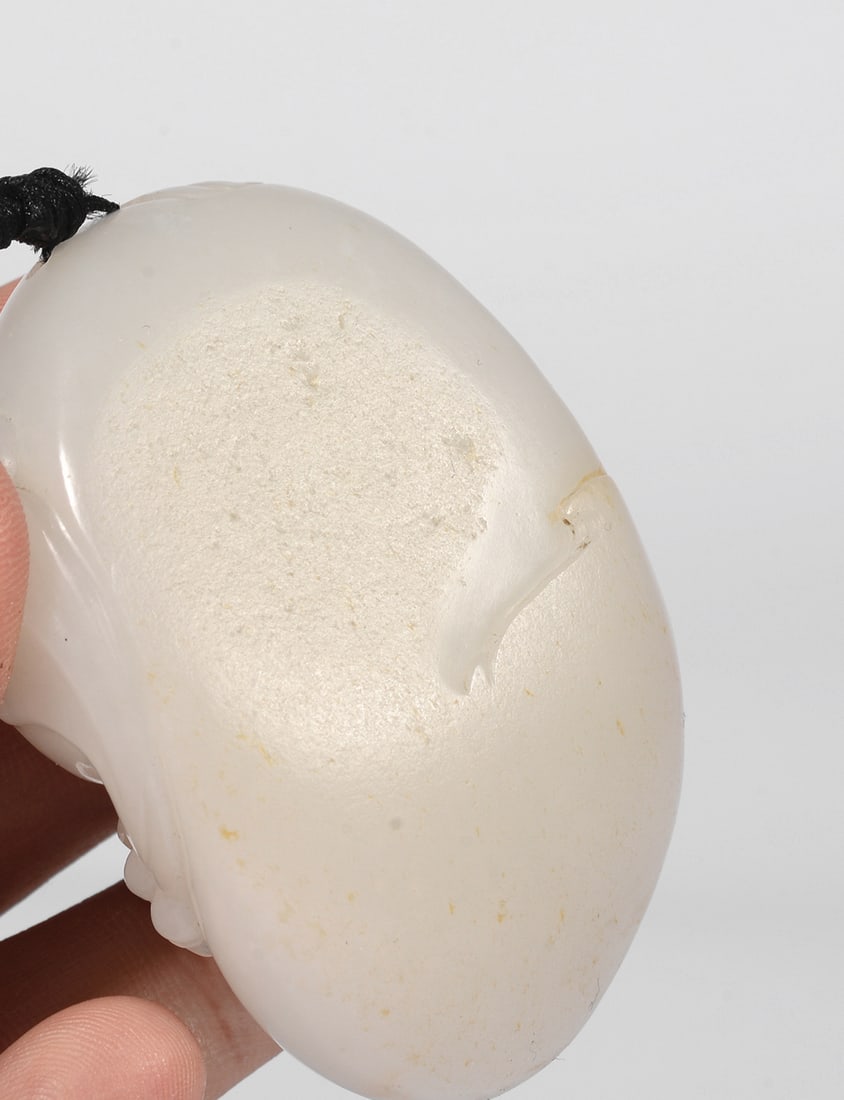 White jade beast-shaped handpiece - 6
