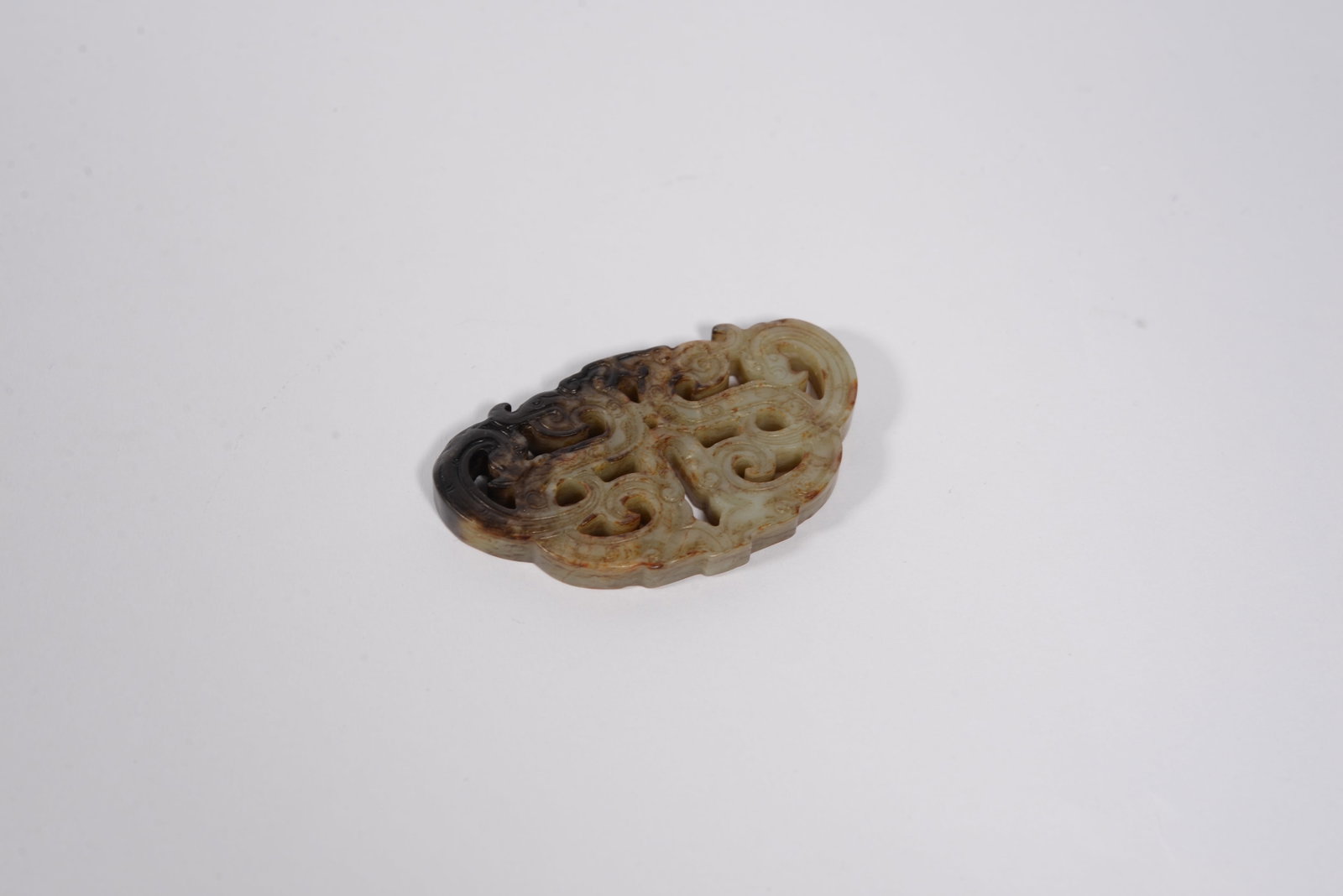 Yulong-type pendant - 3