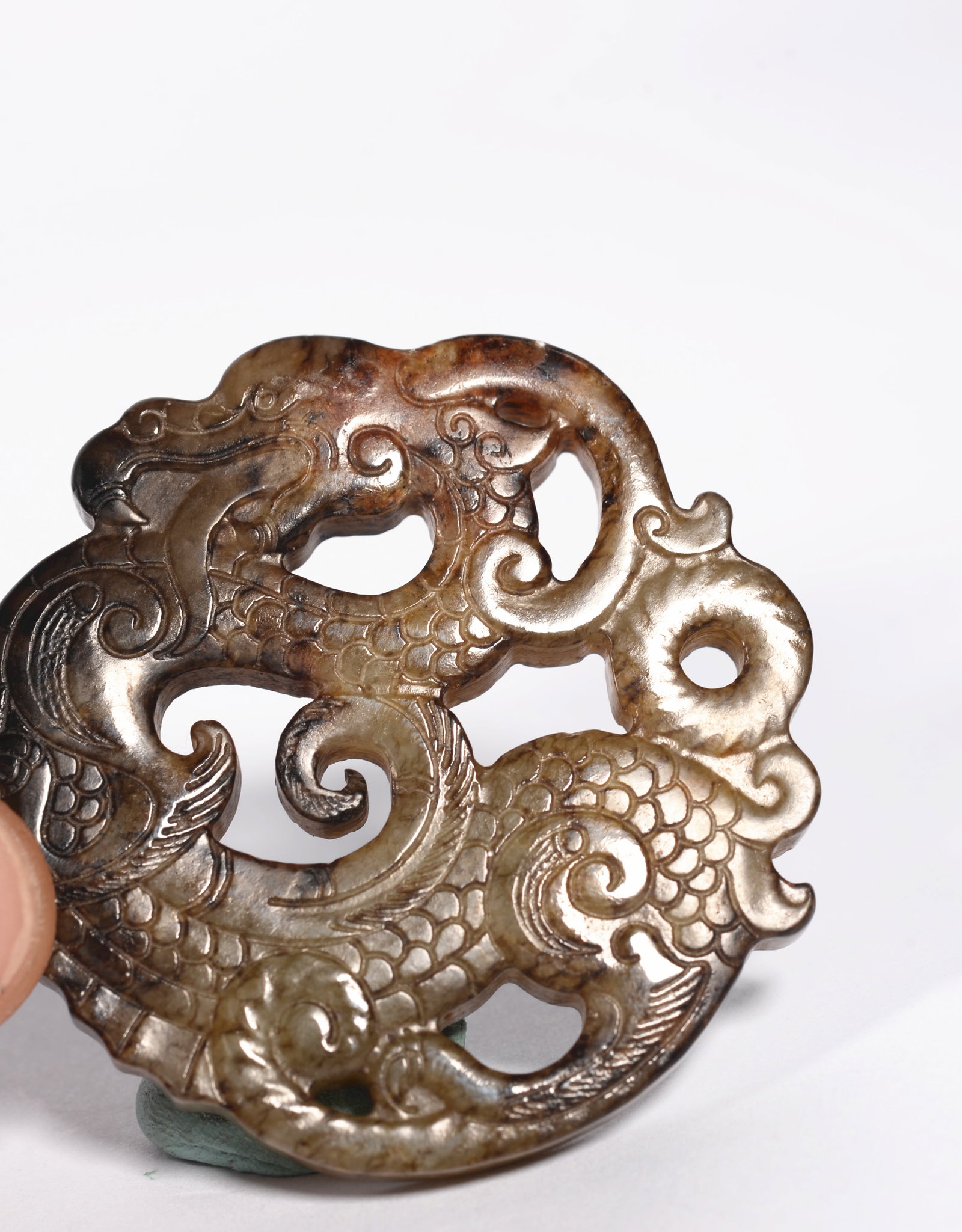 Yulong-type pendant - 3