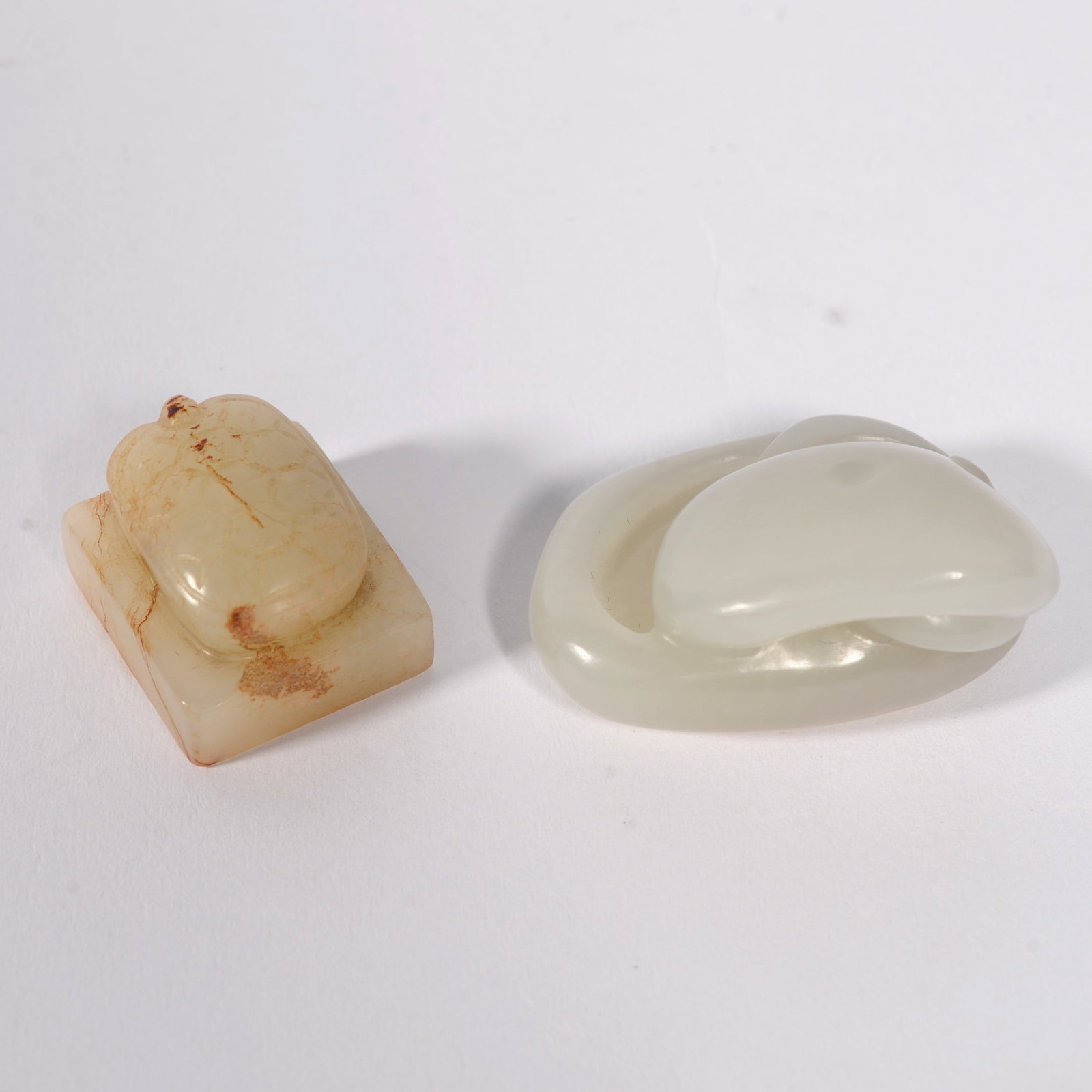 White jade seal - 2