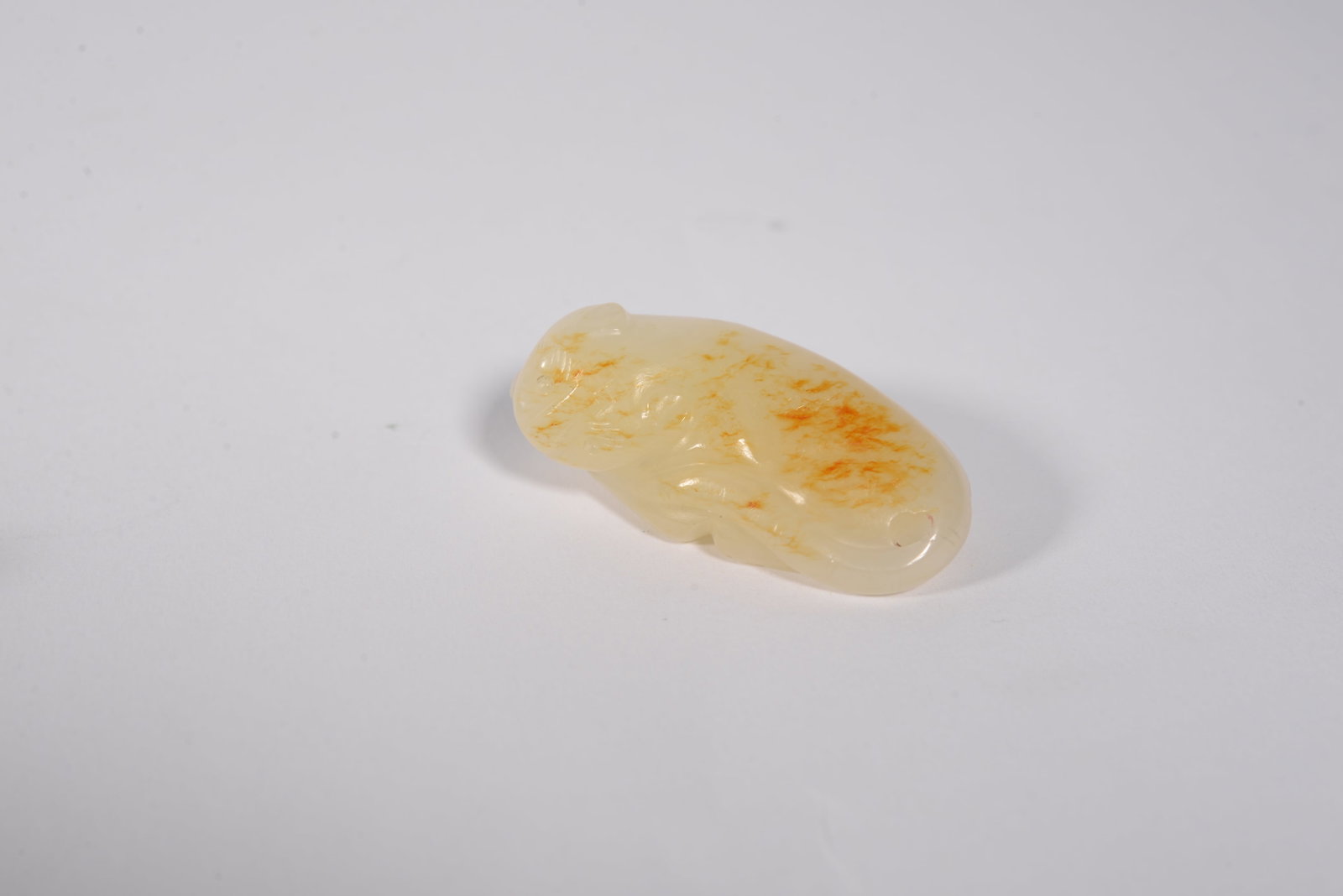 White jade pendant - 3