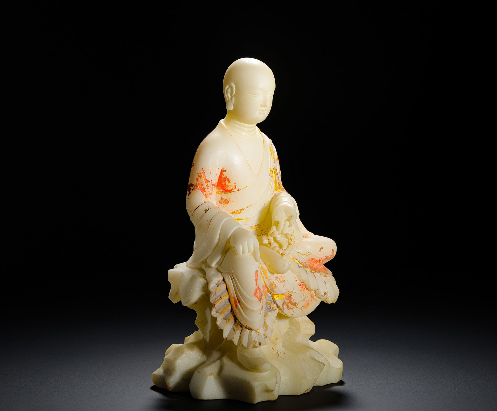 A SEATED STATUE OF THE BODHISATTVA JIN DI ZANG PAINTED ON WHITE MARBLE FROM THE HAN DYNASTY (1 of 11)