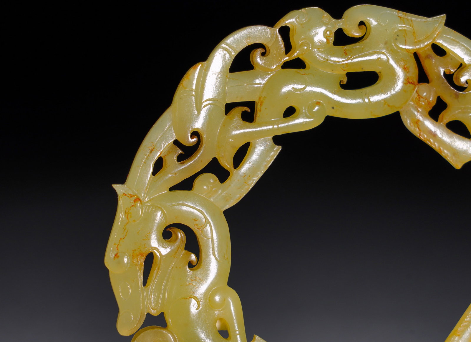 HAN DYNASTY HETIAN JADE DRAGON-PATTERNED RING - 7
