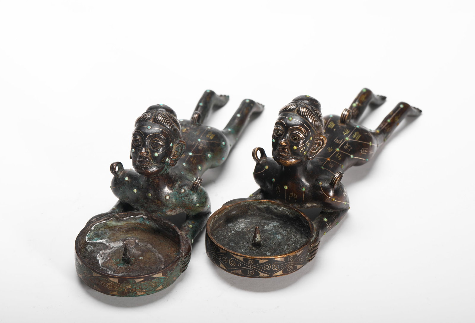 HAN DYNASTY BRONZE INLAID GOLD AND SILVER INLAID TURQUOISE HUMAN FIGURE LAMP