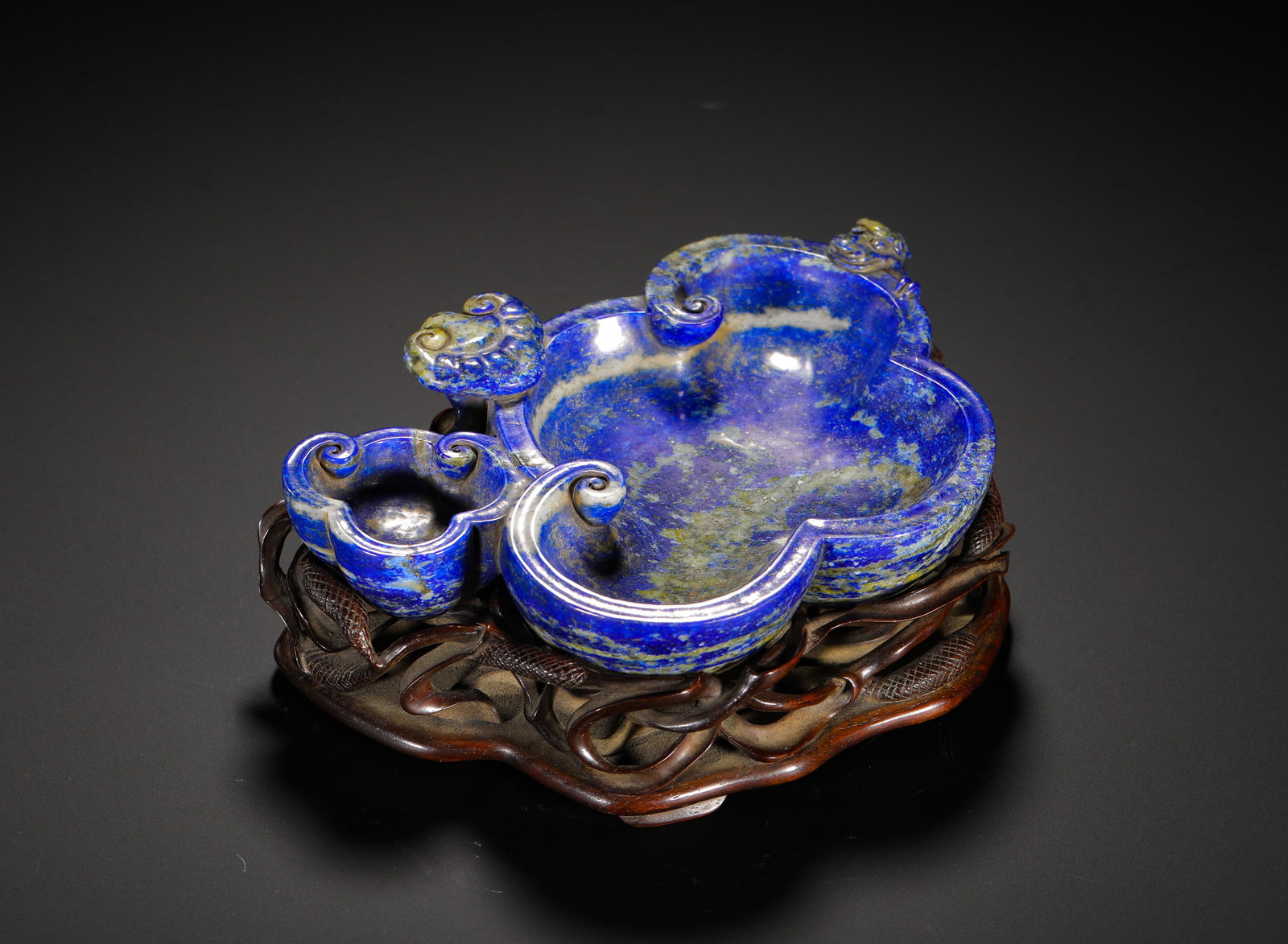 QING DYNASTY LAPIS LAZULI TRIPLET RUYI CHI DRAGON WATER WASH