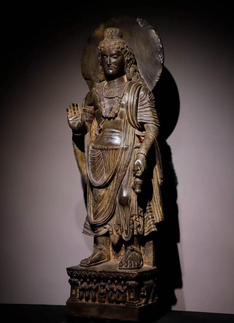 3RD CENTURY JIANTUO STONE BUDDHA STATUE - 4