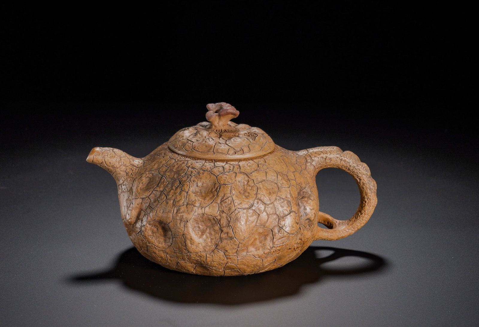 GONGCHUN PURPLE CLAY TEAPOT: Height: 10cm(3.94in), Width: 17cm(6.69in), Weight: 270g (0.595lb)Crafted from natural duan clay with warm antique beige tone and rich earthy texture. Gongchun works demand superior craftsmanship to ma