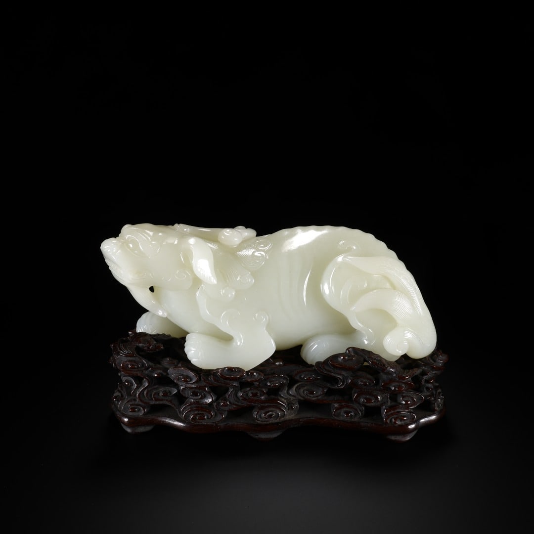 QING DYNASTY HETIAN WHITE JADE AUSPICIOUS BEAST ORNAMENTS (1 of 9)