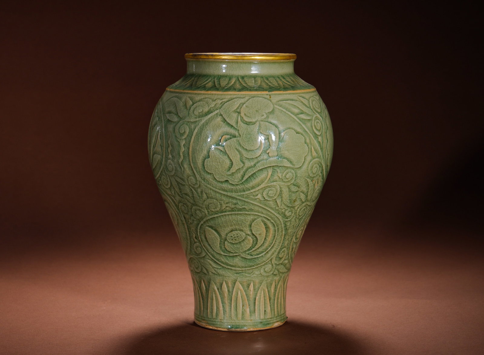 YUAN DYNASTY LONGQUAN KILN PLUM VASE (1 of 11)