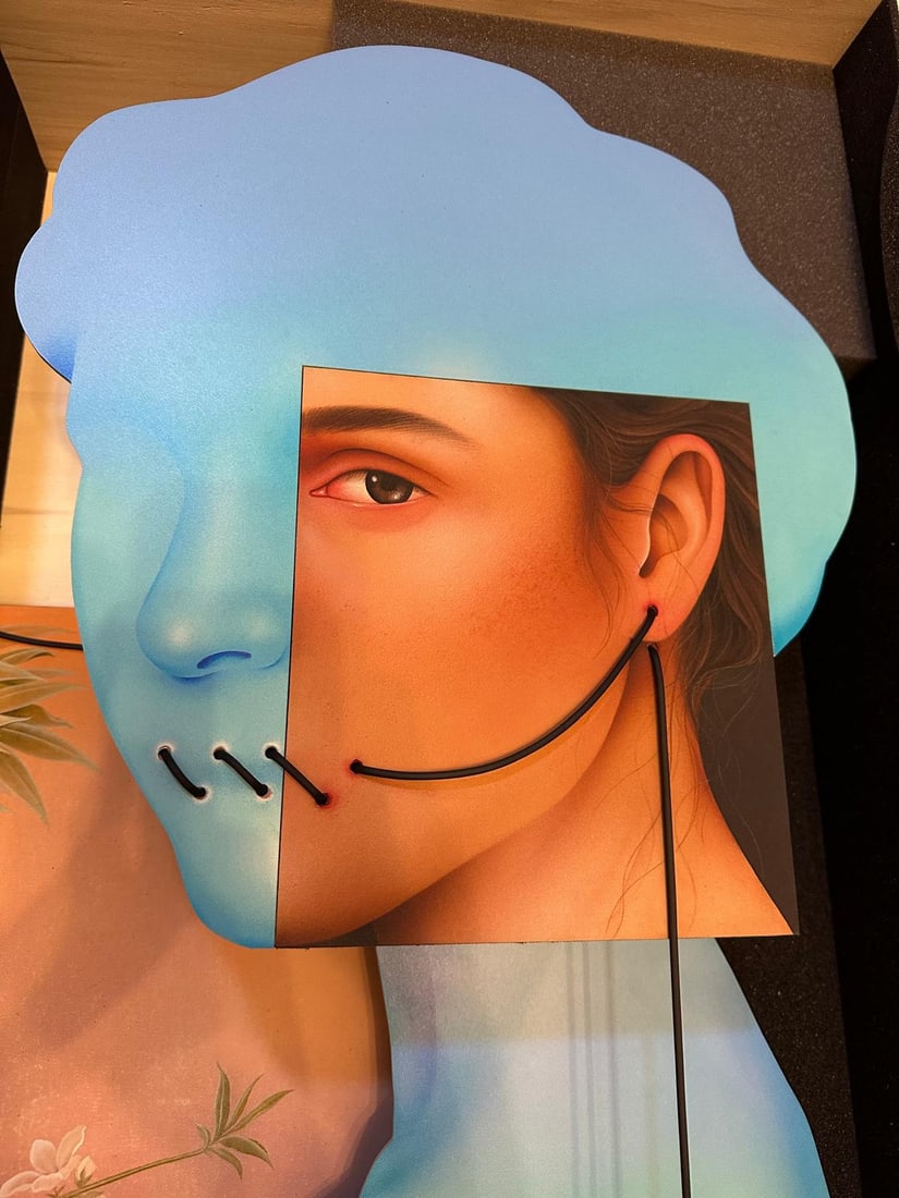 Arghavan Khosravi, The Earring, 2023, Limited Edition - 3