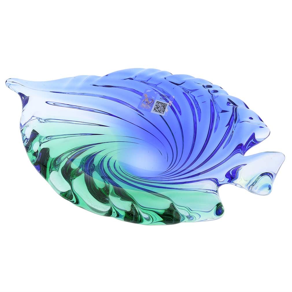 Murano Glass Sommerso Leaf Bowl - Green Blue: This breathtaking Murano Glass Decorative Plate is the very essence of the play of light and color that characterizes the art of Venetian glass-making. The plate's artistic look and rare brilliance ar